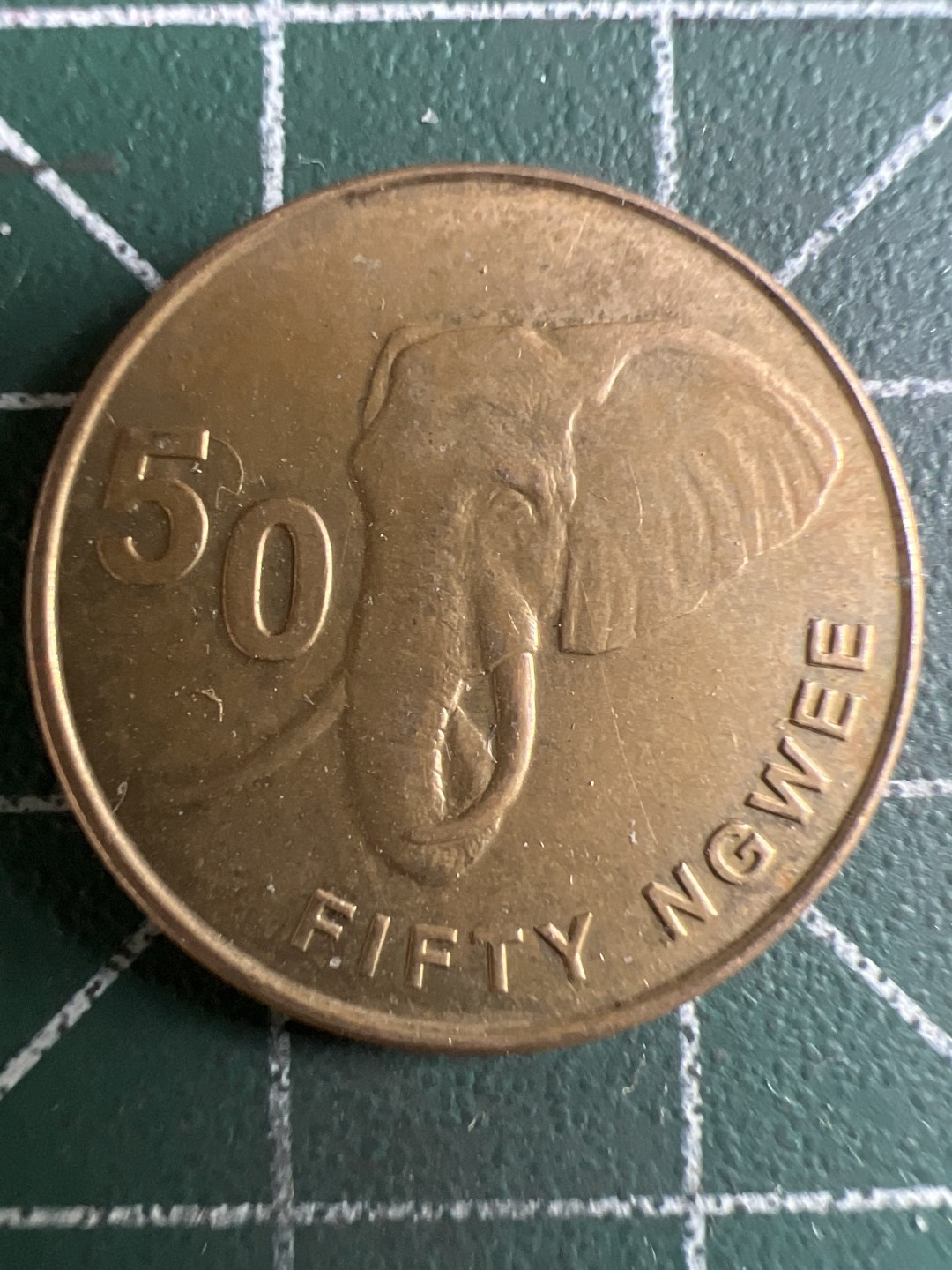 泡泡堂微拍第一 二 四幕硬币捡漏可累计专场👿👿，累计满二十元包邮，接受代拍业务 赞比亚50恩韦