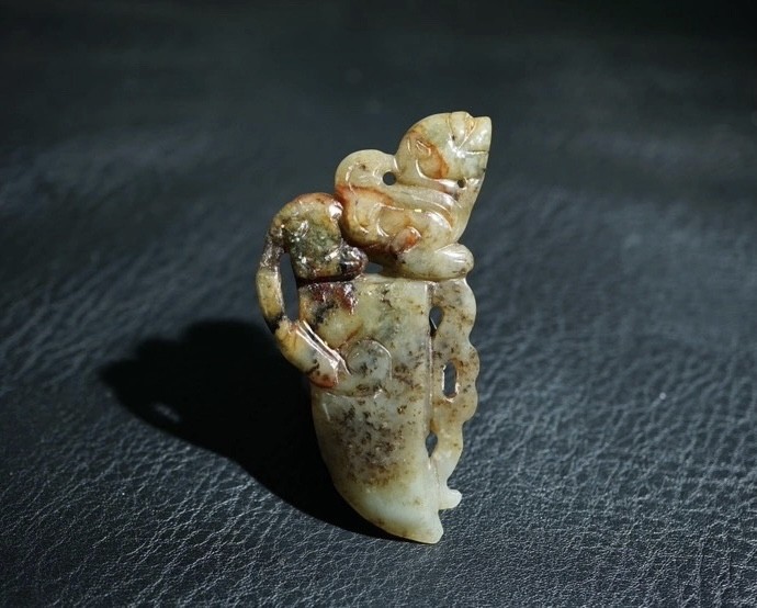 ｜冷门出品｜精选专拍·第叁拾叁场· 明清工老和田玉府上有龙把件