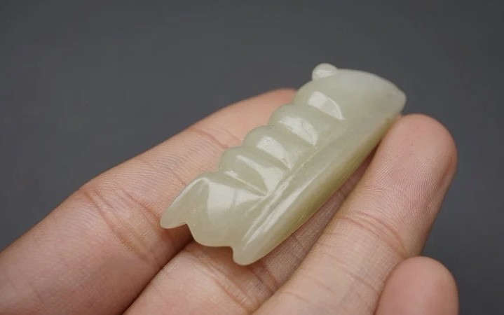 ｜冷门出品｜精选专拍·第叁拾叁场· 和田玉 蚕宝挂件