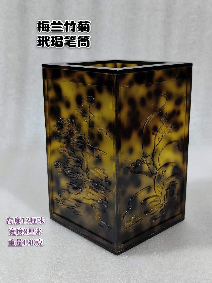 天然　マンモスの牙  精巧彫刻  梅蘭竹菊・筆筒 天然 マンモスの牙 精巧彫刻 梅蘭竹菊・筆筒の通販 by 手作り