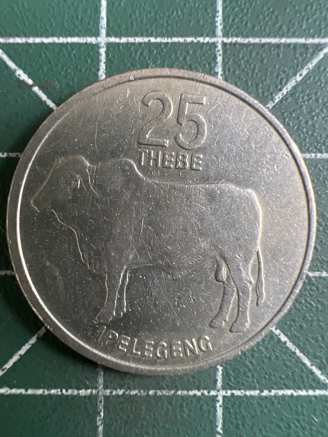 泡泡堂微拍第一 二 四幕硬币捡漏可累计专场👿👿，累计满二十元包邮，接受代拍业务 博茨瓦纳25分