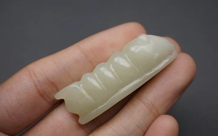 ｜冷门出品｜精选专拍·第叁拾叁场· 和田玉 蚕宝挂件