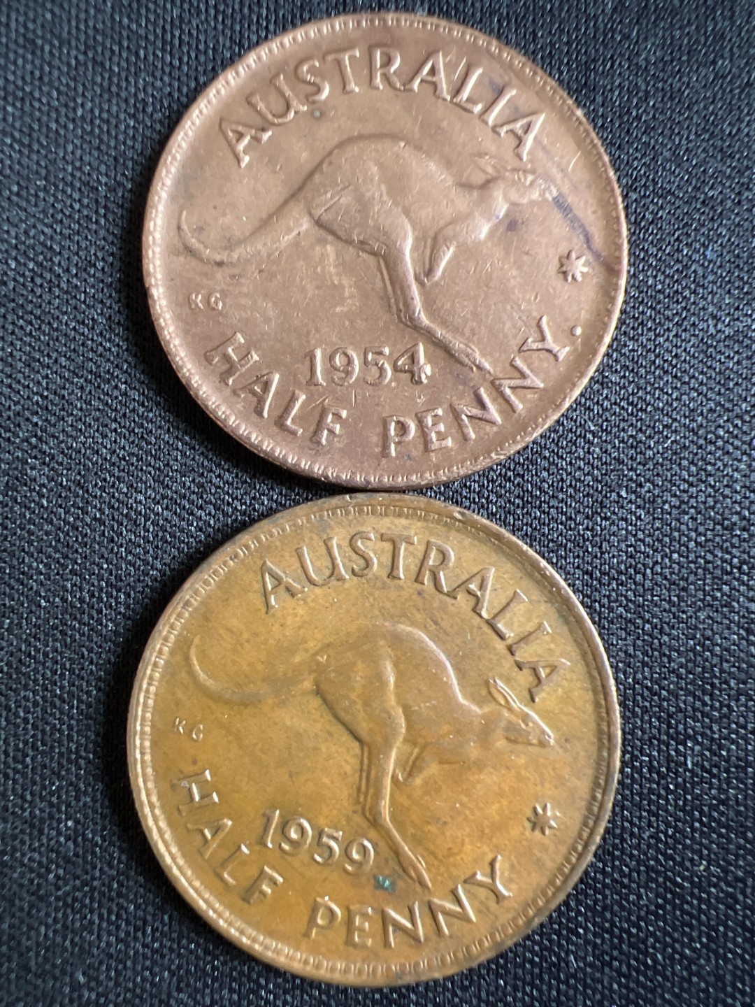 泡泡堂微拍第一 二 五幕硬币捡漏可累计专场👿👿，累计满二十元包邮，接受代拍业务 澳大利亚伊二半便士两枚