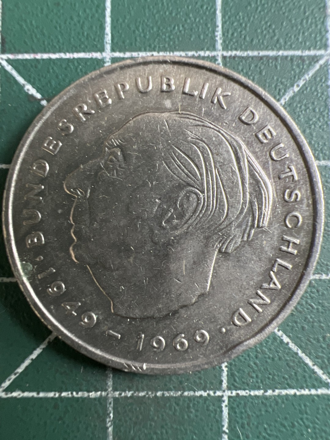 泡泡堂微拍第一 二 四幕硬币捡漏可累计专场👿👿，累计满二十元包邮，接受代拍业务 德国2马克