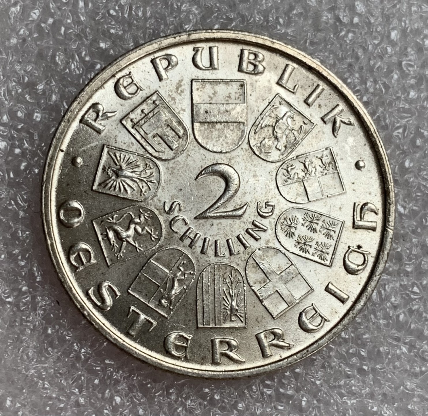 瓶子🏺第87期拍卖会 奥地利 1928年 2先令  舒伯特逝世100周年纪念 银币