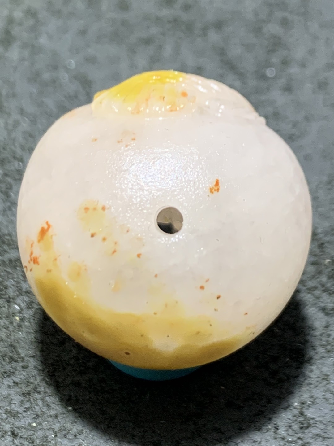 精美冰飘亚光战国红玛瑙手工巧色巧雕富贵有余圆珠一个，