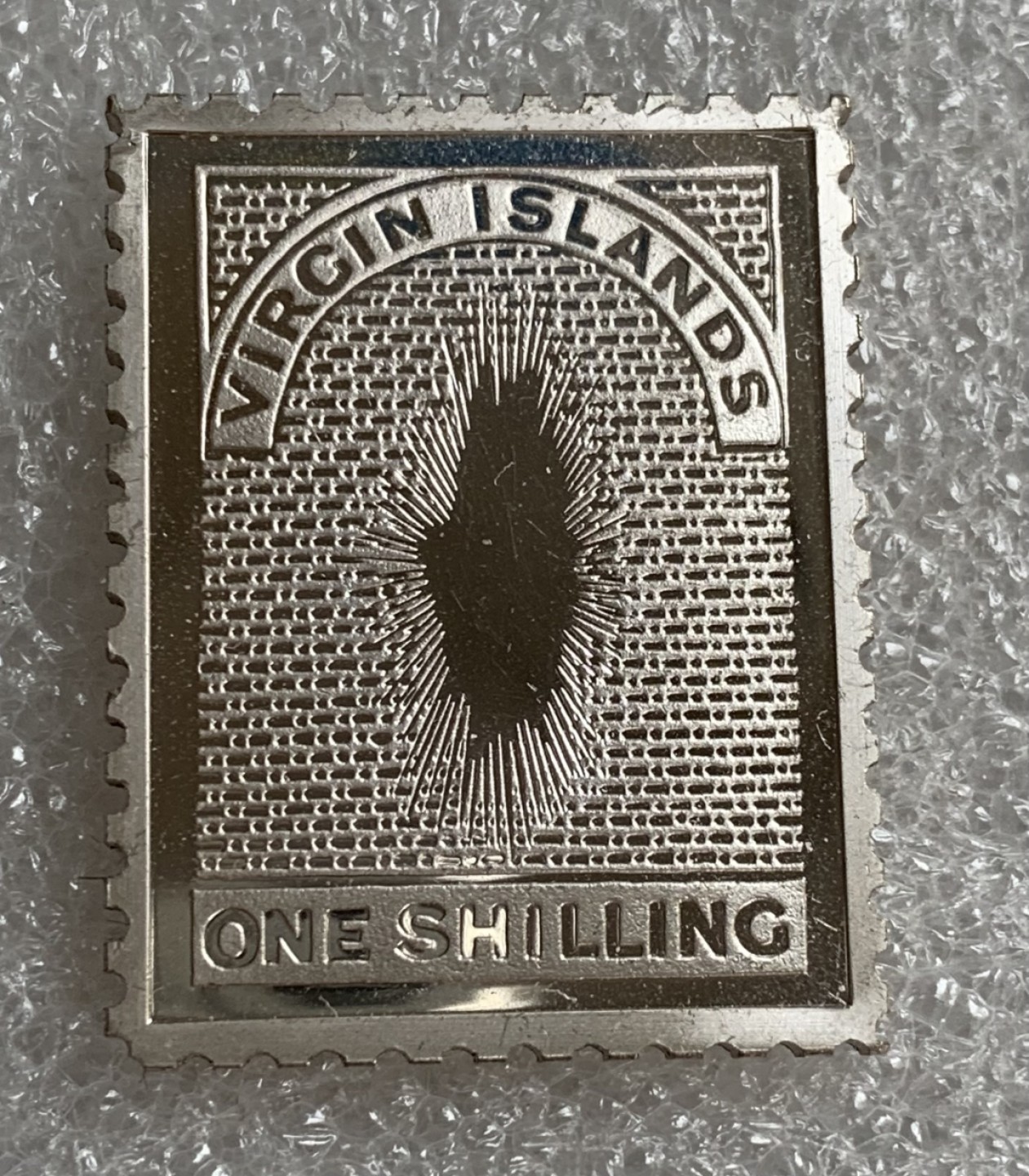 瓶子🏺第87期拍卖会 英属维尔京群岛1867年1先令银质邮票  世界邮政后铸  10.41g