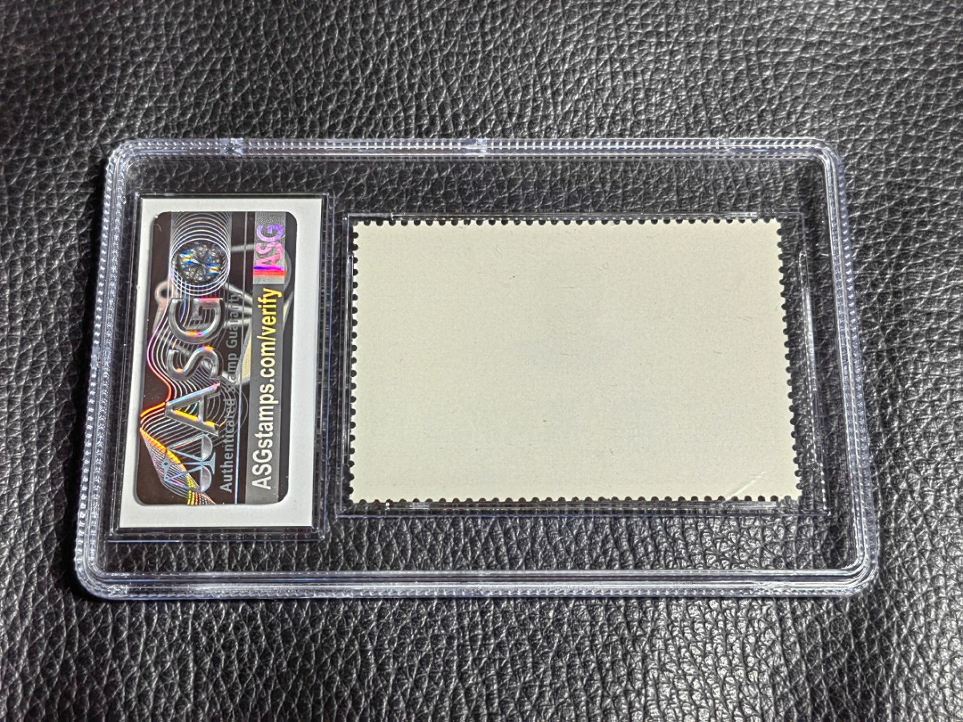 洪涛臻品批发群  精选邮票限时拍卖第二百三十四期 文6红太阳新  ASG85分OG，文革精品大热门，玩文革绕不开的品种，最严格时期一次性出分，票状态一流，一手出分，壳子完好无划痕，85超高性价比藏家首选，书房必备，喜欢不要错过