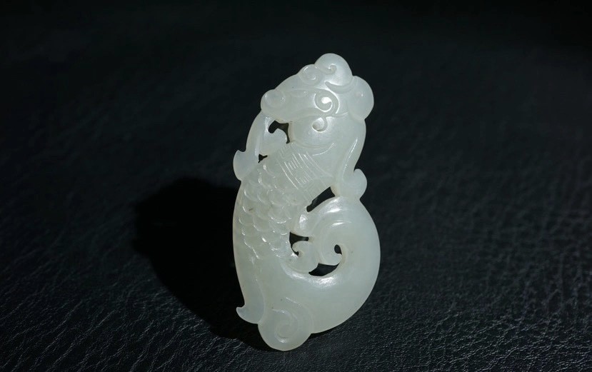 ｜冷门出品｜精选专拍·第叁拾伍场· 明清工老和田玉龙鱼挂件