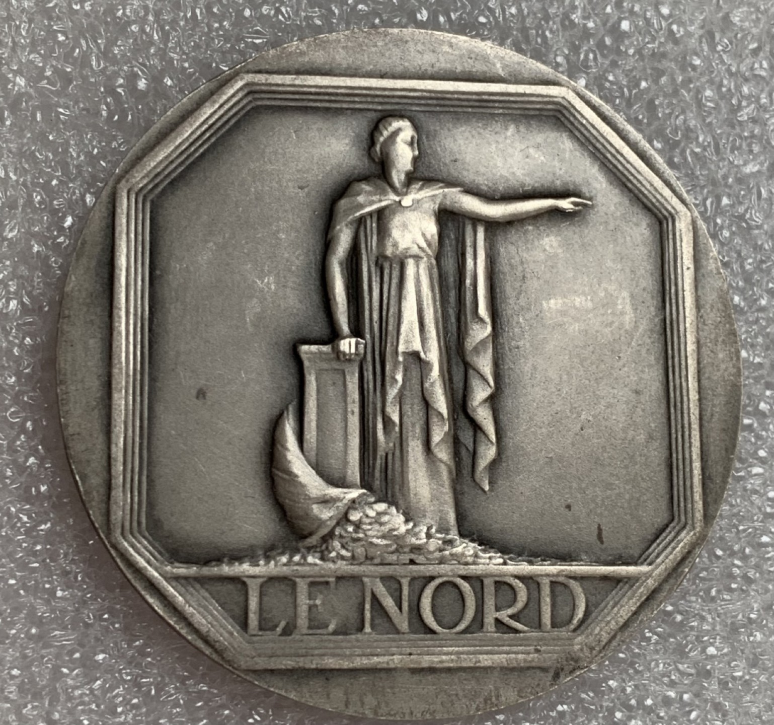 瓶子🏺第87期拍卖会 法国1917-1947年丰饶女神银章  43mm  43.33g