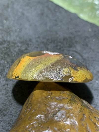 精美原皮高玉化冻料蒙料战国红玛瑙手工影雕工艺一心向佛吊坠一个 - 精美原皮高玉化冻料蒙料战国红玛瑙手工影雕工艺一心向佛吊坠一个