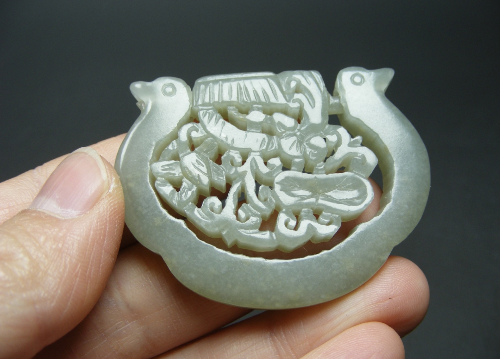 ｜冷门出品｜精选专拍·第叁拾叁场· 和田青白玉活环灵芝荷叶花卉双凤鸟提携大佩