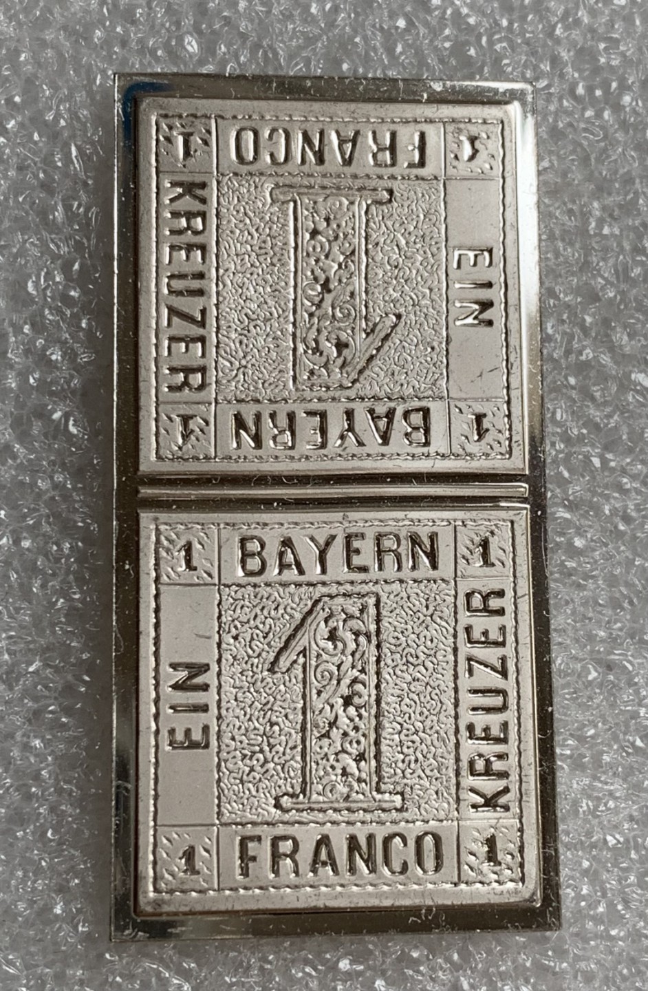 瓶子🏺第87期拍卖会 巴伐利亚1849年1克朗银质邮票  世界邮政后铸  16.54g
