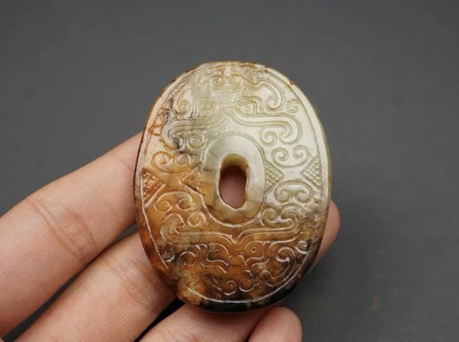 ｜冷门出品｜精选专拍·第叁拾伍场· 和田玉 饕餮纹玉璧挂件
