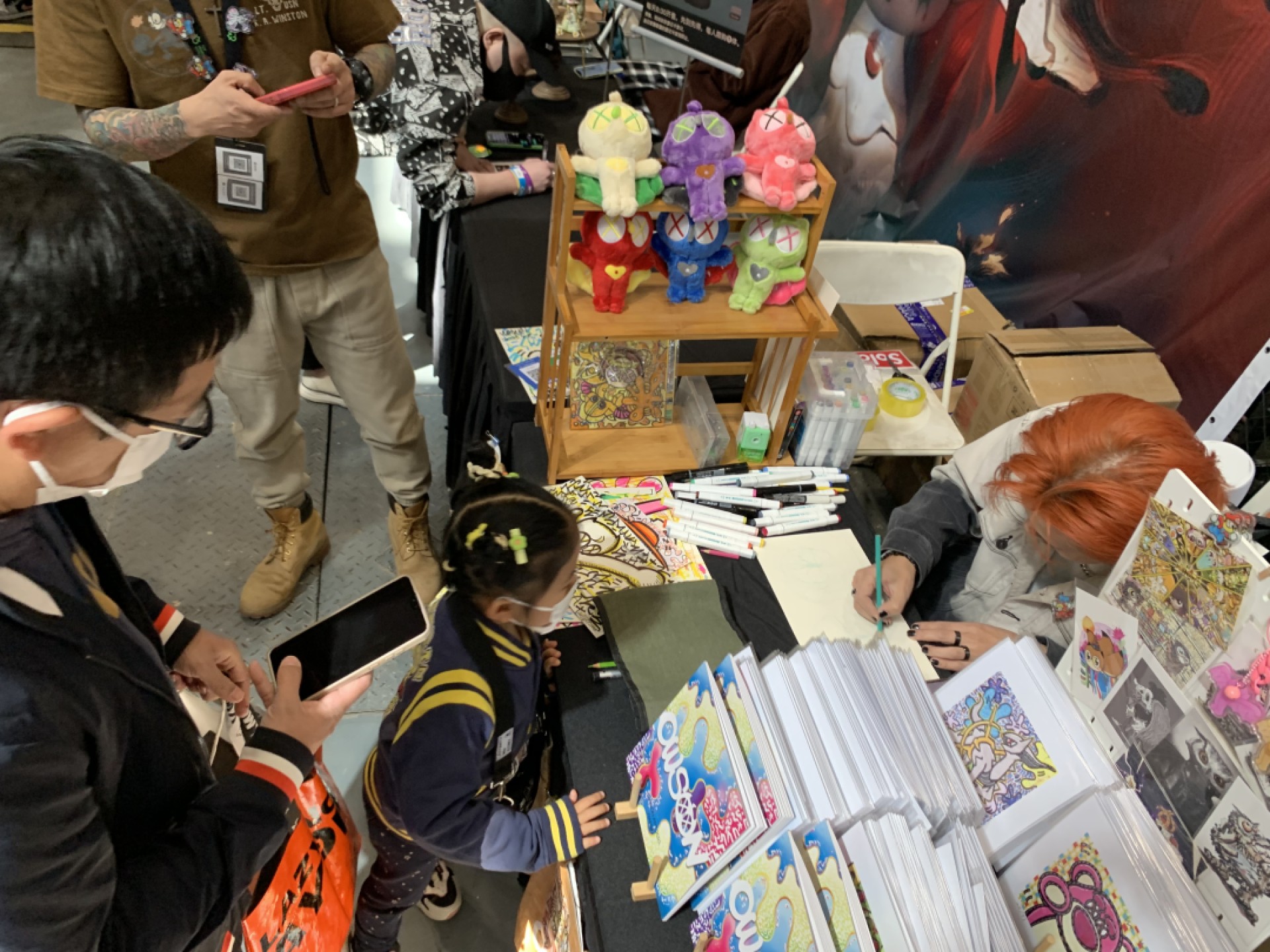 零元拍：这次潮流展热卖的OWSON毛绒公仔