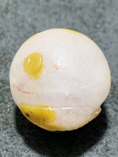 精美冰飘亚光战国红玛瑙手工巧色巧雕富贵有余圆珠一个， - 精美冰飘亚光战国红玛瑙手工巧色巧雕富贵有余圆珠一个，