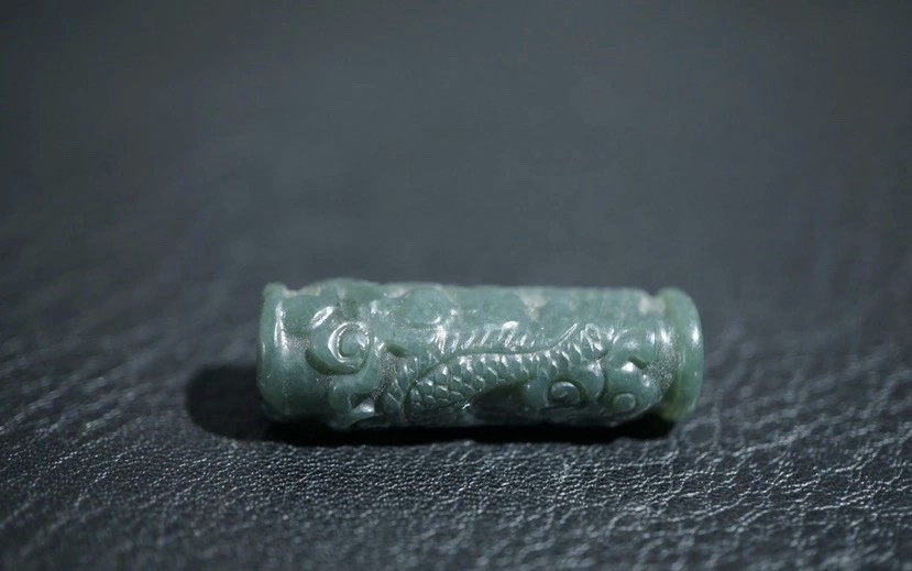 ｜冷门出品｜精选专拍·第叁拾伍场· 明清工老和田玉通天孔龙柱挂件