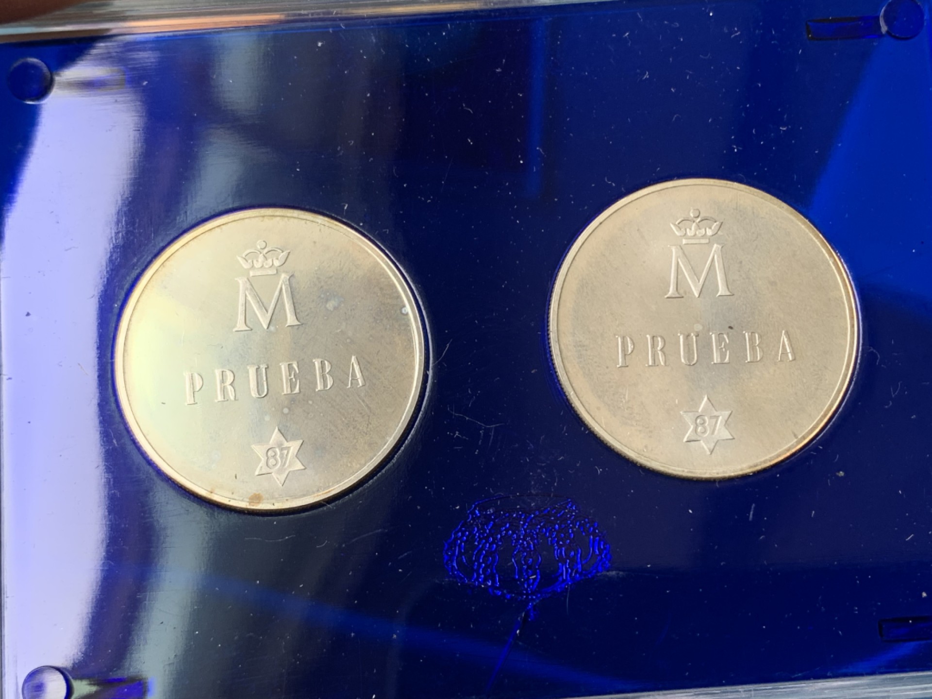 《竞宝斋》第154场-周日，周一，周四 3场 (全场包邮) 西班牙1987年 一组六枚试铸币和章 其中两枚是银制 带证书 原包装很少见