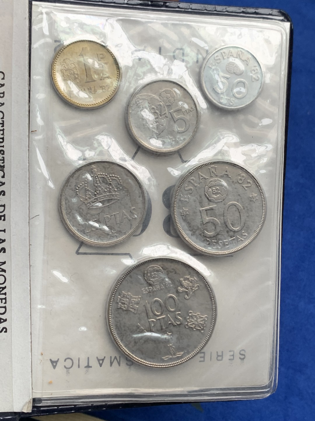 《竞宝斋》第154场-周日，周一，周四 3场 (全场包邮) 西班牙世界杯 1980年 六枚套 黑本装