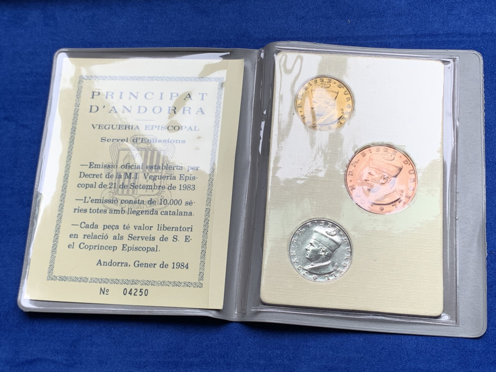 《竞宝斋》第154场-周日，周一，周四 3场 (全场包邮) 安道尔1984年 1/5/10第纳尔 天主教系列三枚 最大面值是银币 非常少见 发行量都是7500枚