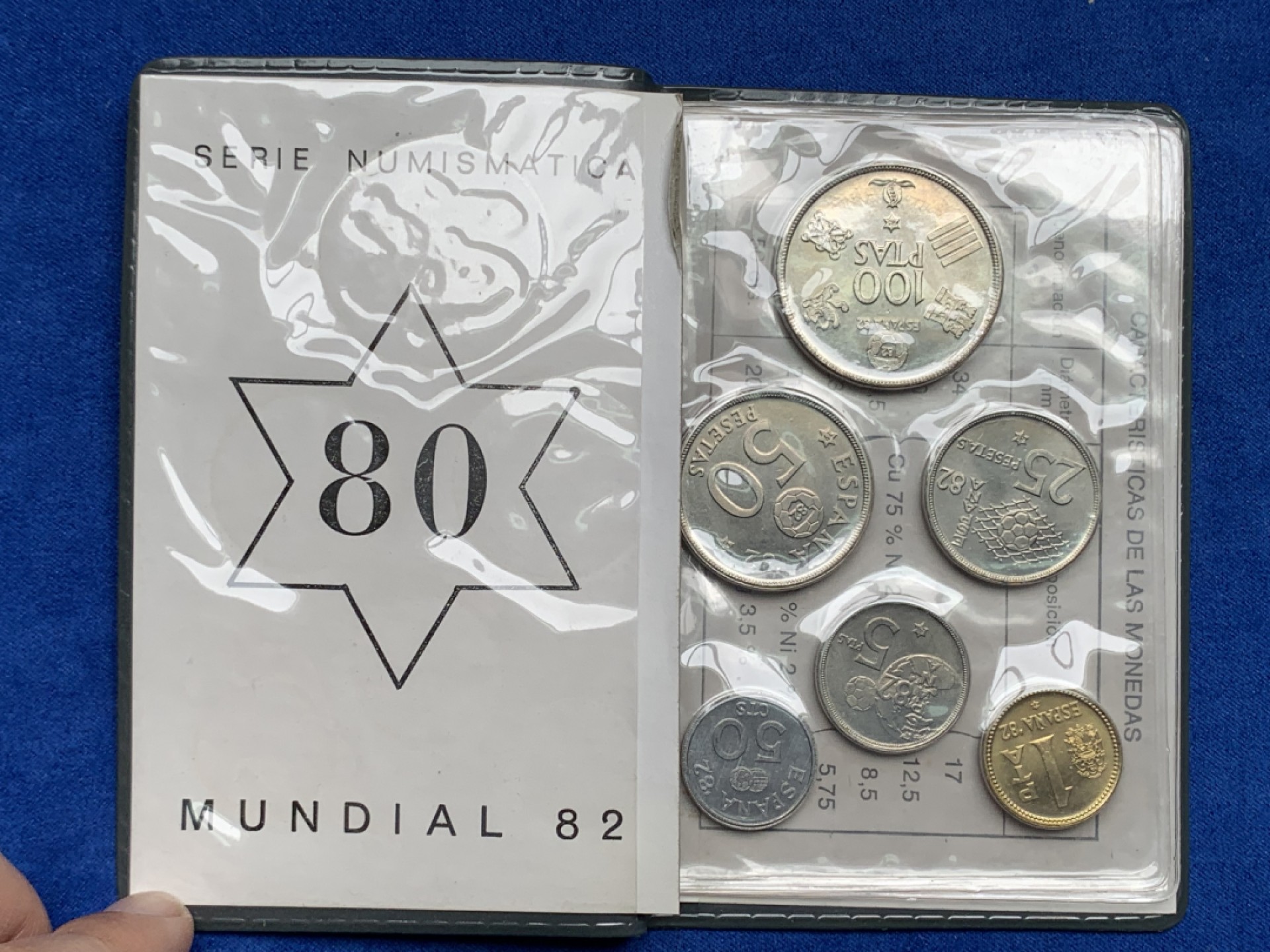 《竞宝斋》第154场-周日，周一，周四 3场 (全场包邮) 西班牙 世界杯1980年 六枚套 绿本装