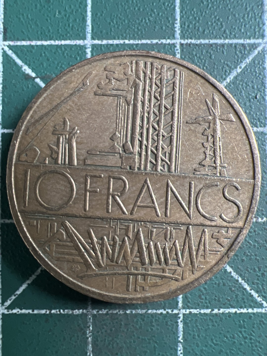 泡泡堂微拍第一 二 七幕硬币捡漏可累计专场👿👿，累计满二十元包邮，接受代拍业务 法国10法郎 巴士底狱