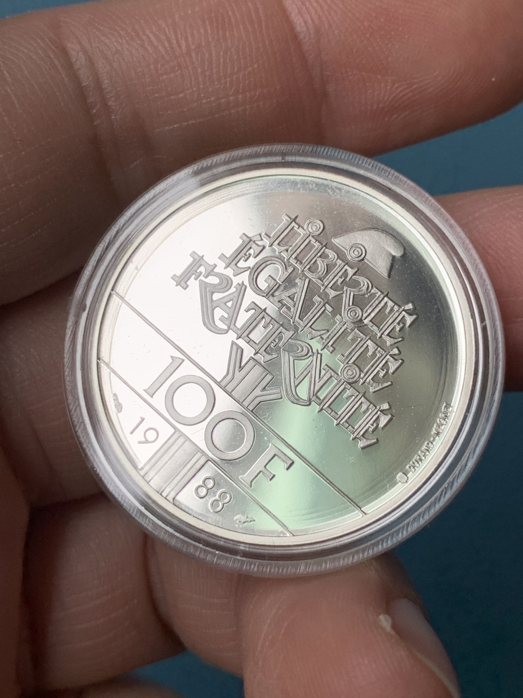 《竞宝斋》第154场-周日，周一，周四 3场 (全场包邮) 法国1988年 自由女神 100法郎精制币 红盒子证书