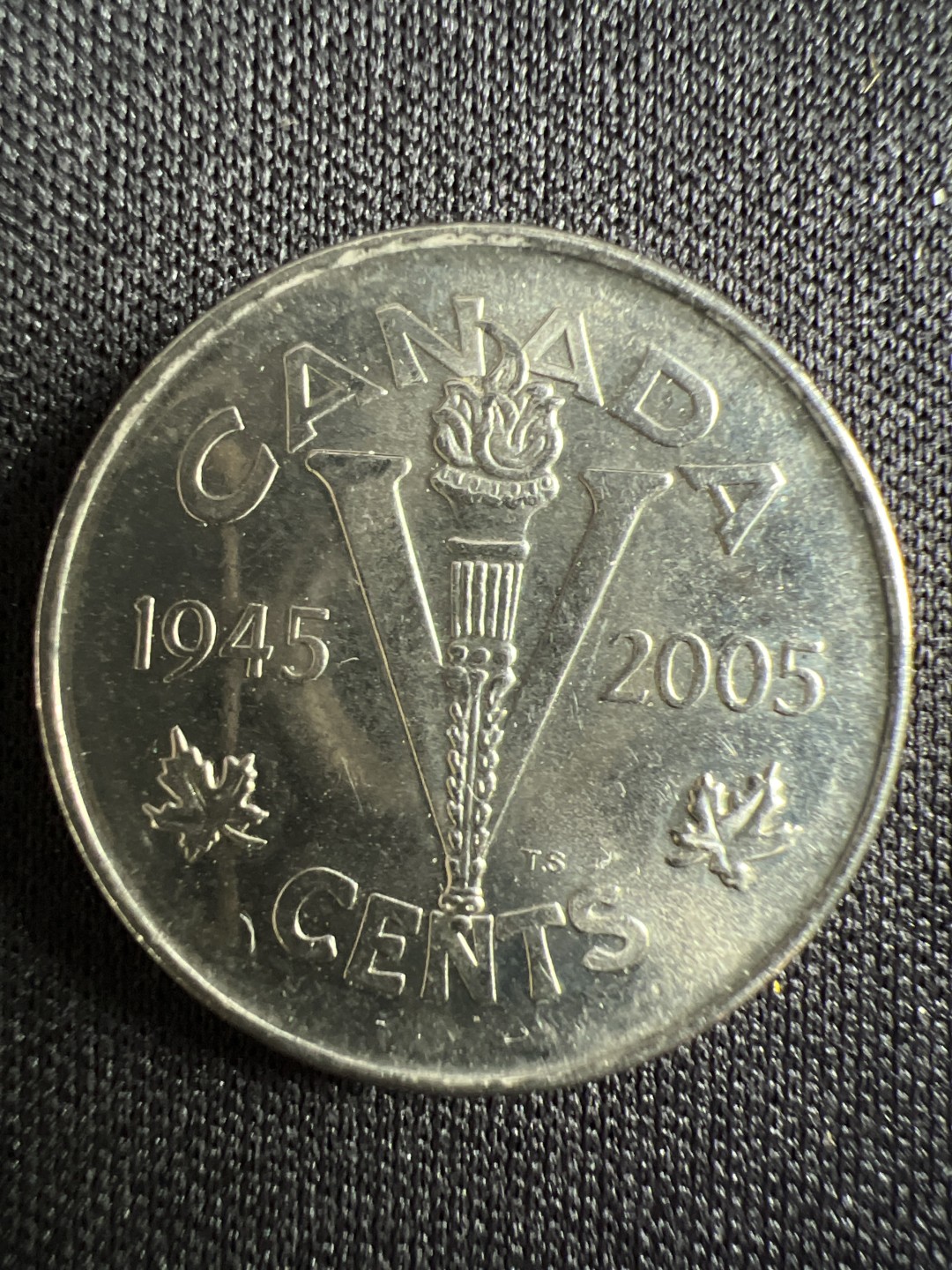 泡泡堂微拍第一 二 七幕硬币捡漏可累计专场👿👿，累计满二十元包邮，接受代拍业务 加拿大纪念币