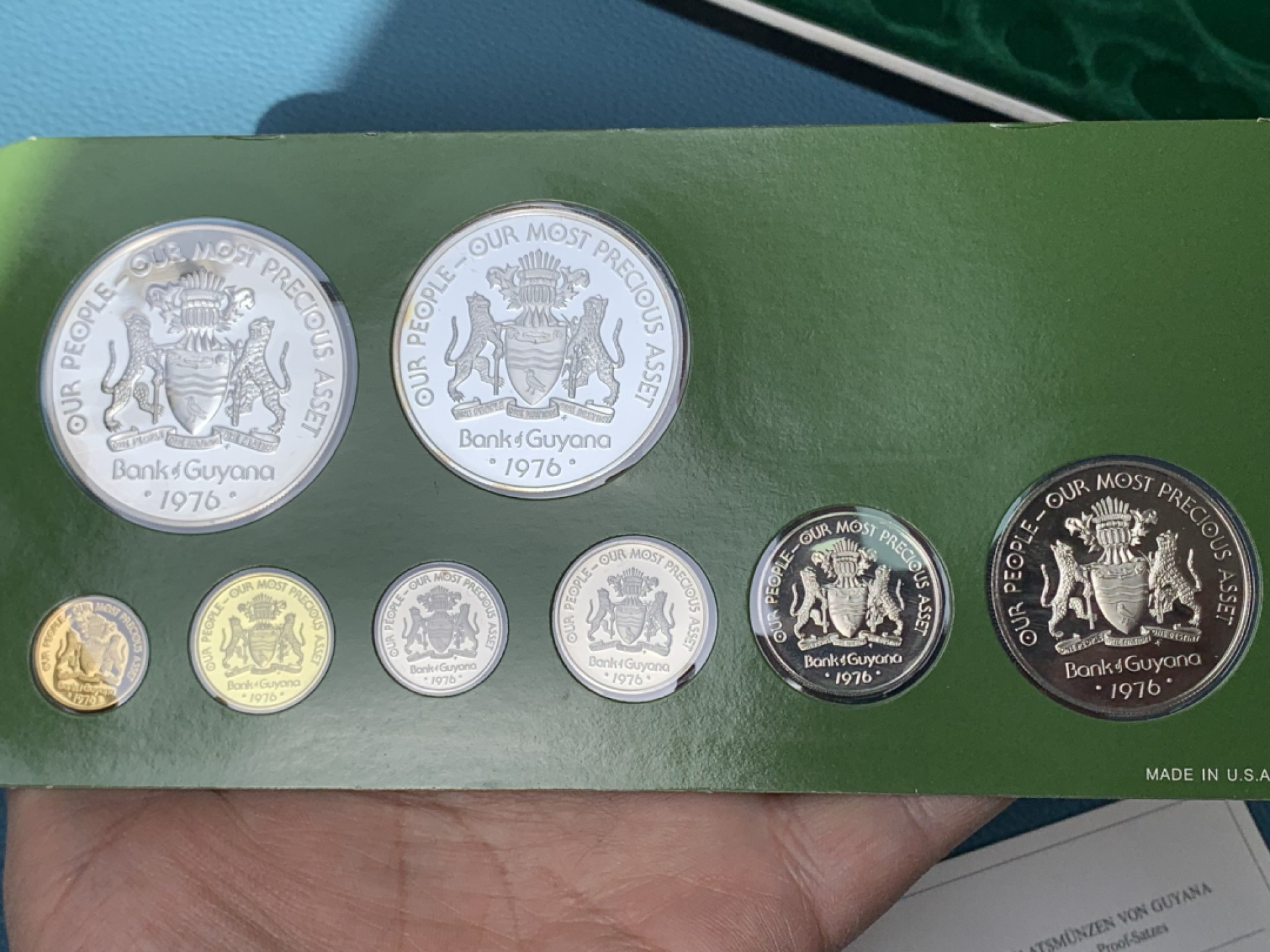 《竞宝斋》第154场-周日，周一，周四 3场 (全场包邮) 圭亚那1976年  八枚套精制币 其中最大两枚都是银币