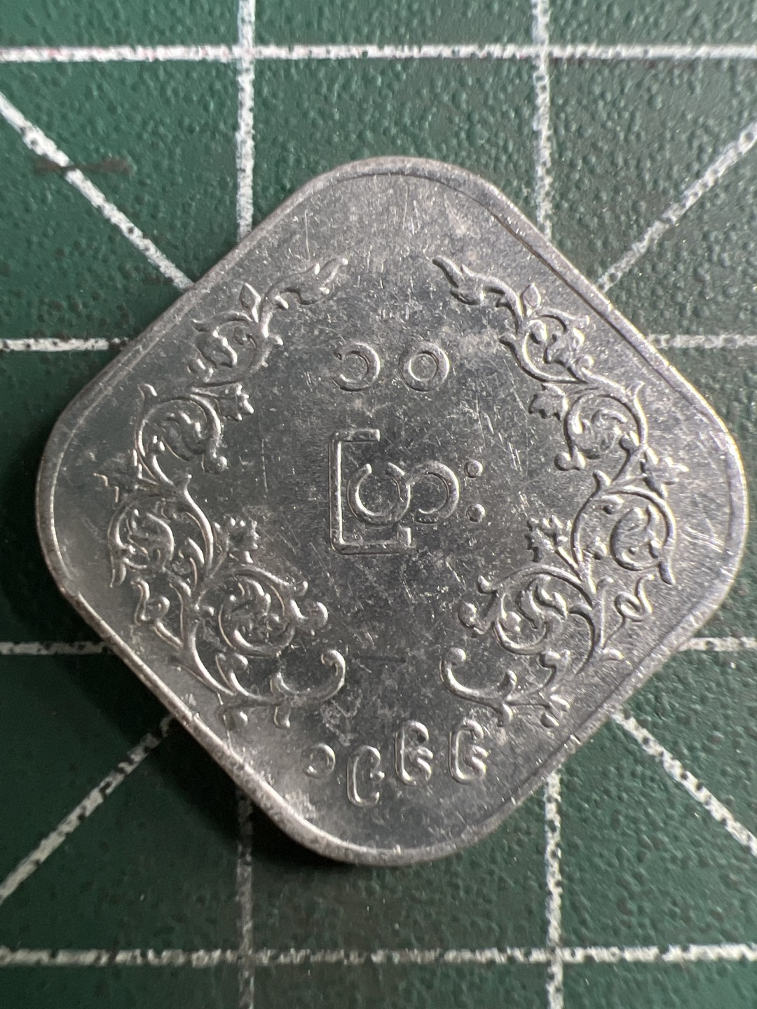 泡泡堂微拍第一 二 七幕硬币捡漏可累计专场👿👿，累计满二十元包邮，接受代拍业务 缅甸