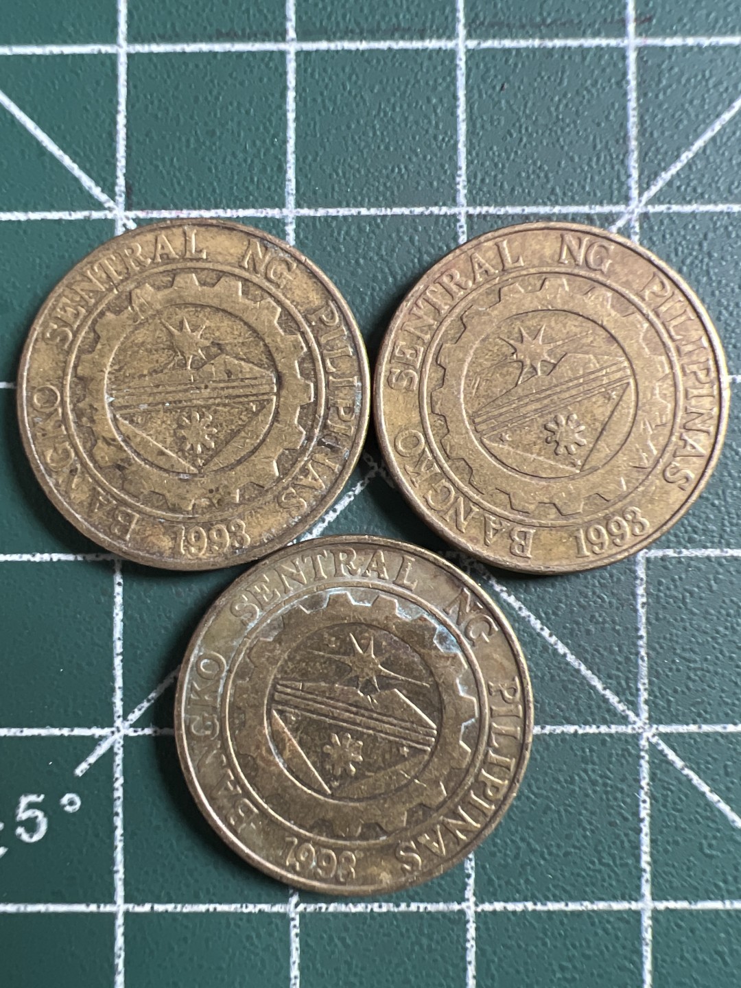 泡泡堂第281期  世界硬币 （无押金，捡漏，全场20包邮，偏远地区除外，接收代拍业务） 菲律宾25分三枚