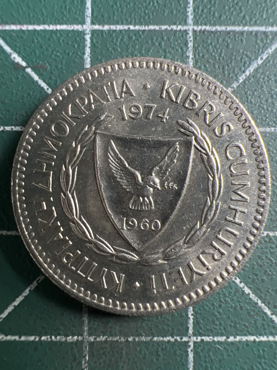 泡泡堂微拍第一 二 七幕硬币捡漏可累计专场👿👿，累计满二十元包邮，接受代拍业务 塞浦路斯50米尔