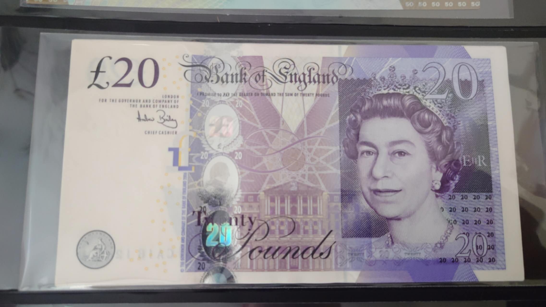 【世界钱币收藏】精选微拍第58期暨2023年第五期 新品裸钞评级币混合场 2006年英国F序列20镑纸币 全新绝品 紧缺面值
