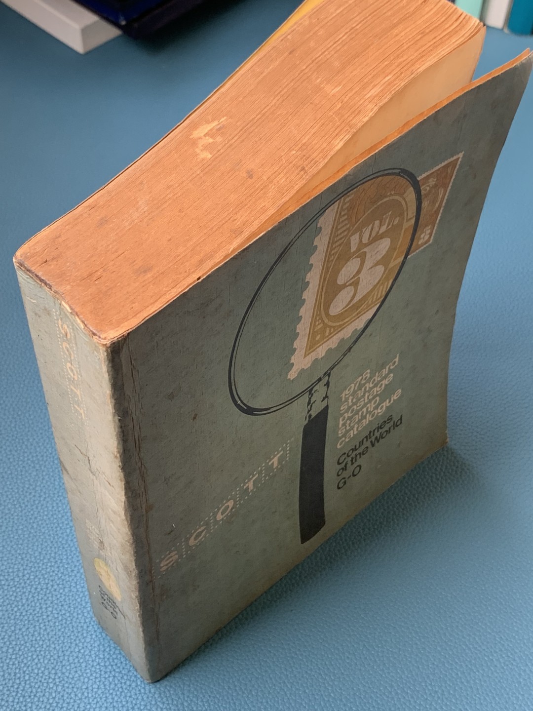 《竞宝斋》第154场-周日，周一，周四 3场 (全场包邮) SCOTT 斯科特世界邮票标准目录 875页，经典书籍