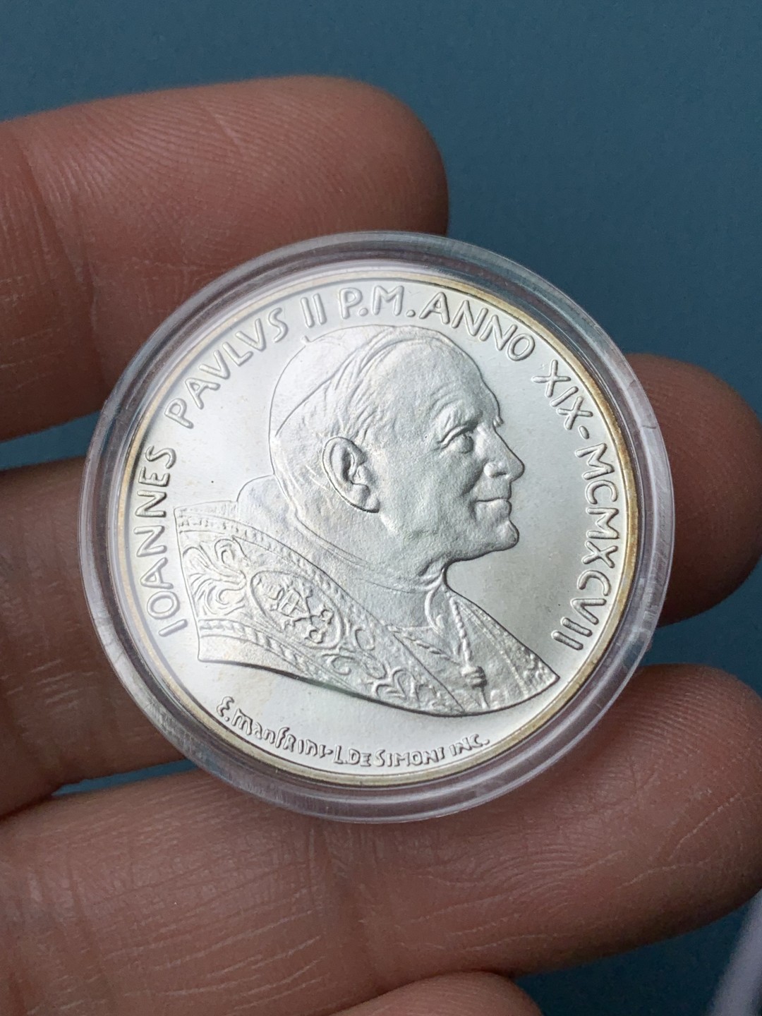 《竞宝斋》第154场-周日，周一，周四 3场 (全场包邮) 梵蒂冈1997年 世界青年日 500里拉 银币 原盒证书 少见品种