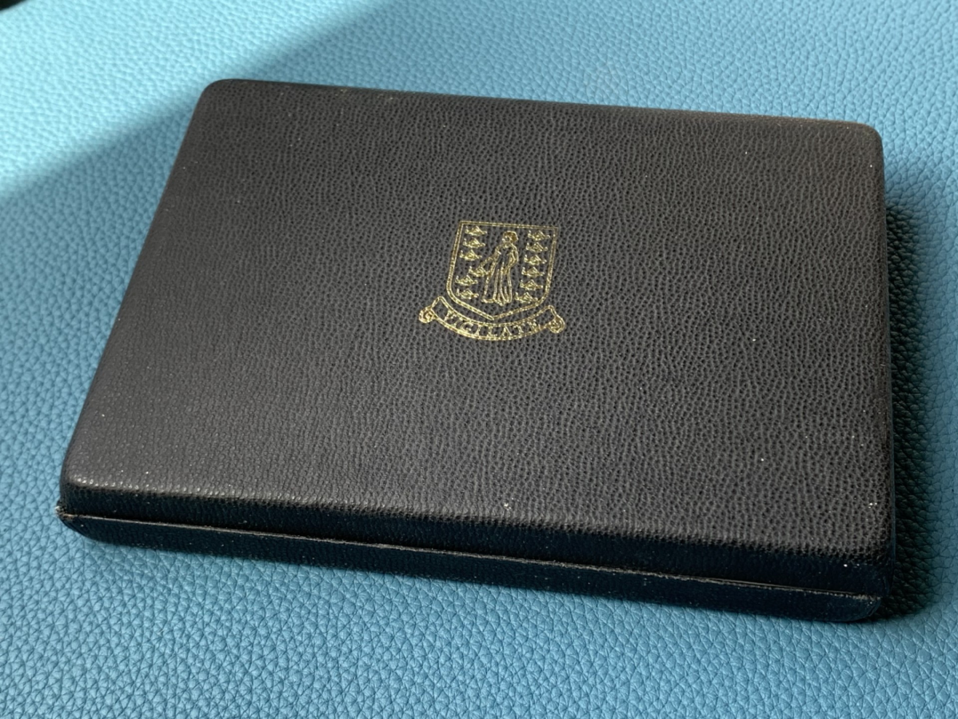 《竞宝斋》第154场-周日，周一，周四 3场 (全场包邮) 维京群岛1975年 珍惜鸟类 六枚套封装套币 其中最大一枚是银币