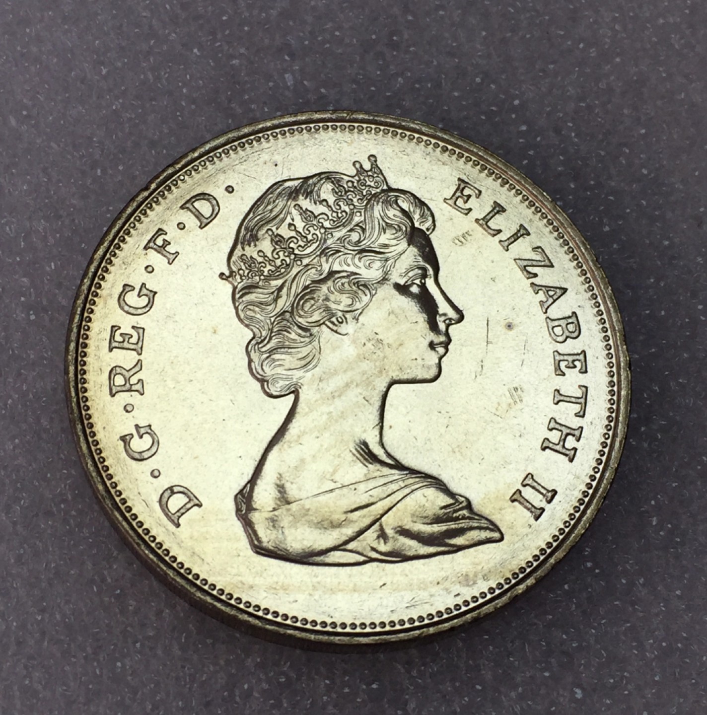 方圆集藏第三期专场 11212-英国1980年伊丽莎白女王王太后80岁生日纪念克朗