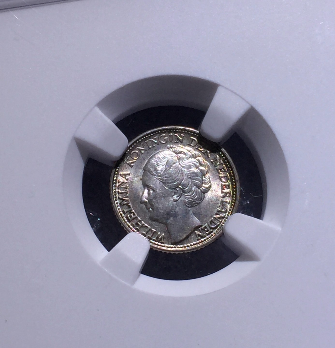 方圆集藏第三期专场 10833-NGC63荷兰1944年威廉明娜女王10分银币