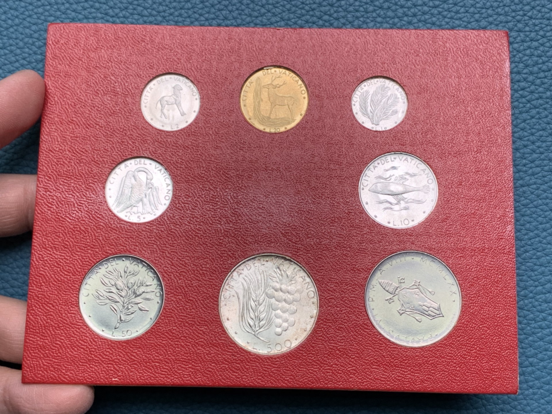 《竞宝斋》第154场-周日，周一，周四 3场 (全场包邮) 梵蒂冈1970年 八枚套 其中最大500里拉是银币