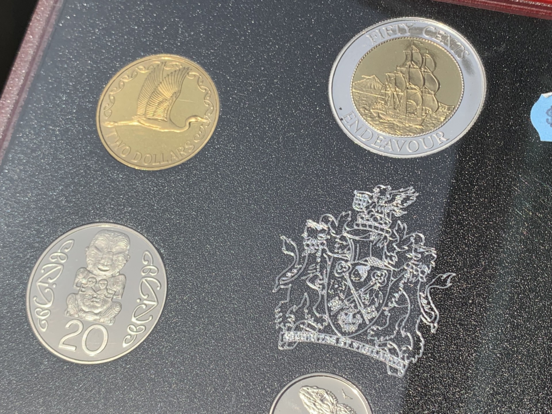 《竞宝斋》第154场-周日，周一，周四 3场 (全场包邮) 新西兰1994年 六枚套精制币 少见