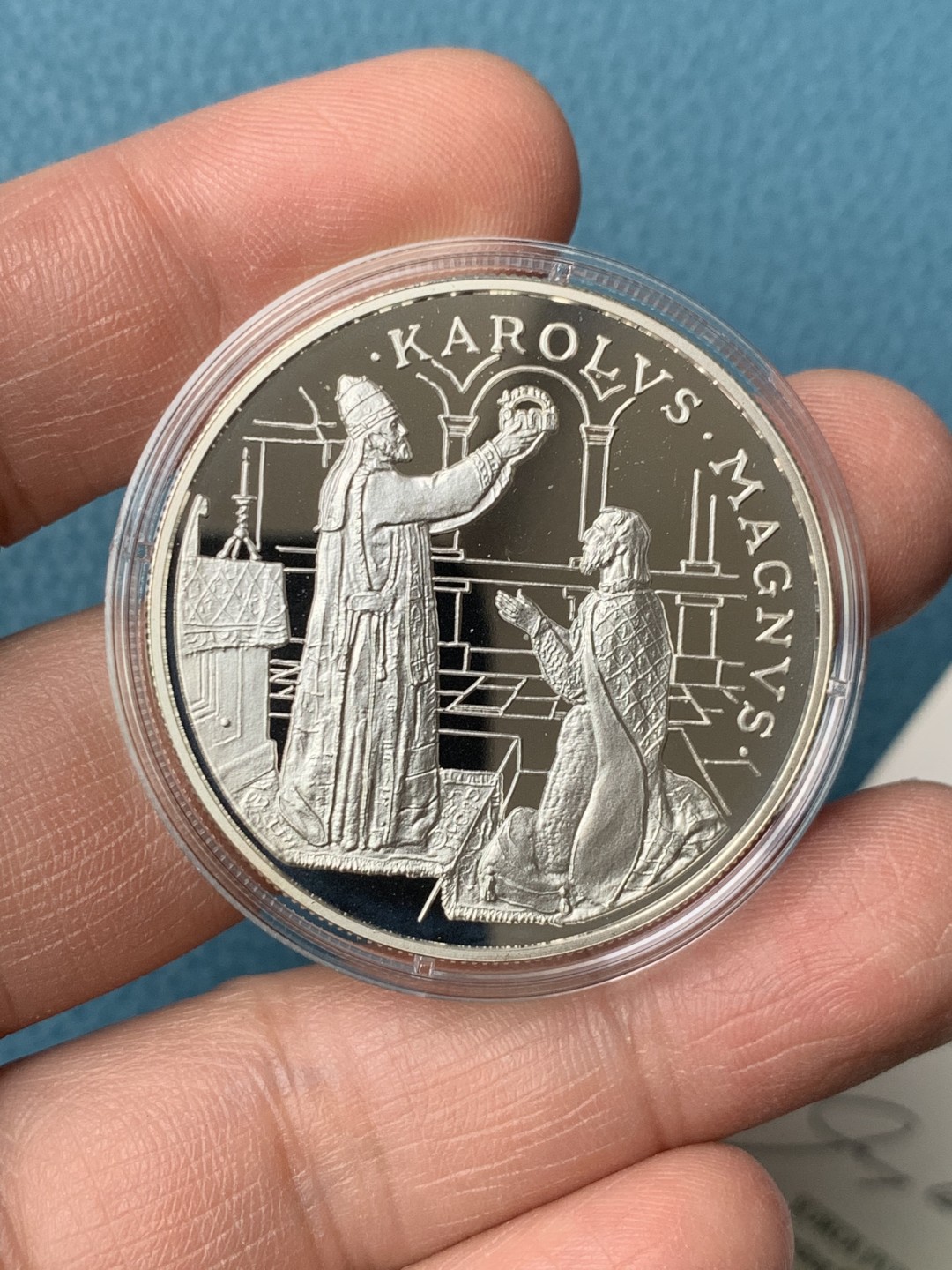 《竞宝斋》第154场-周日，周一，周四 3场 (全场包邮) 原盒安道尔1996年 祖安·马丁 10第纳尔精制大银币 