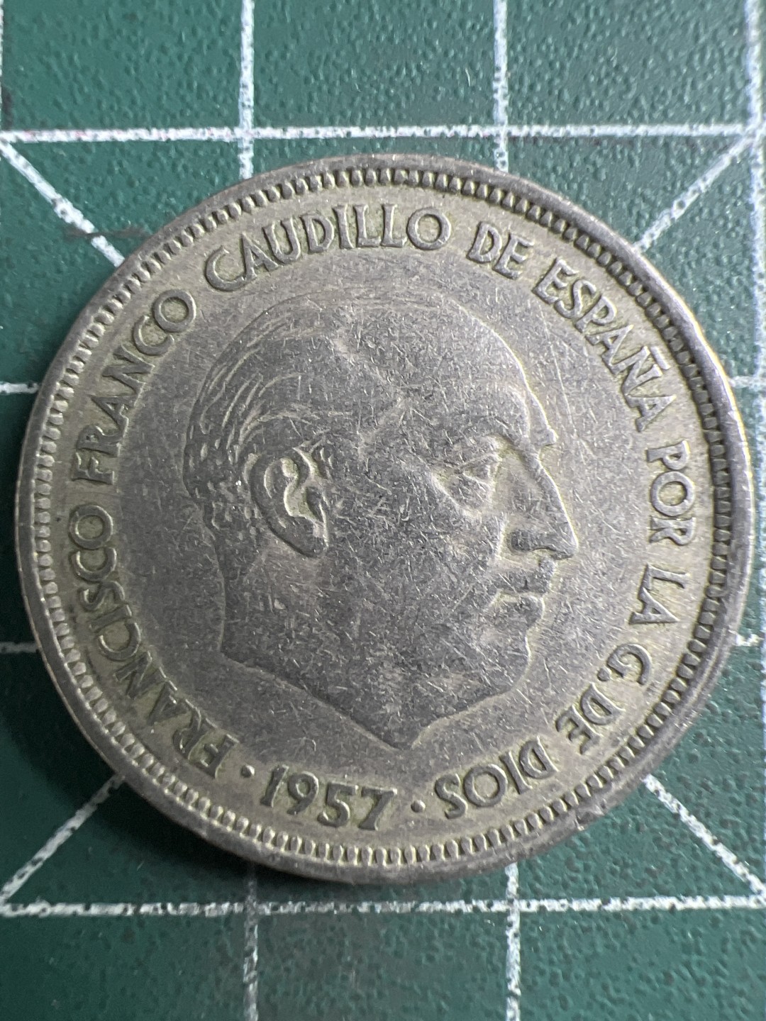 泡泡堂微拍第一 二 七幕硬币捡漏可累计专场👿👿，累计满二十元包邮，接受代拍业务 西班牙25比塞塔