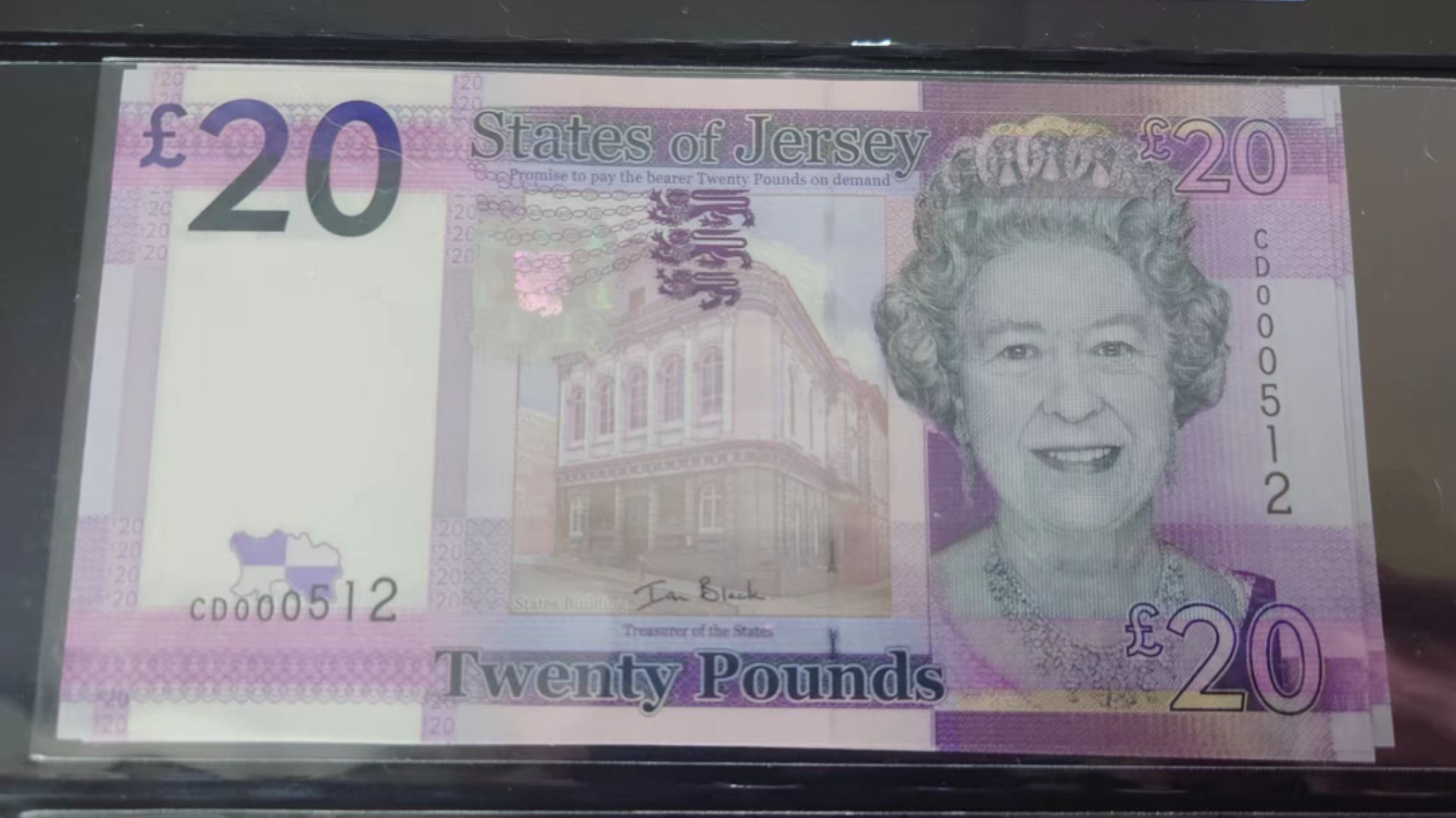 【世界钱币收藏】精选微拍第58期暨2023年第五期 新品裸钞评级币混合场 2010年泽西岛20镑 百位小号无47尾号512 全新绝品