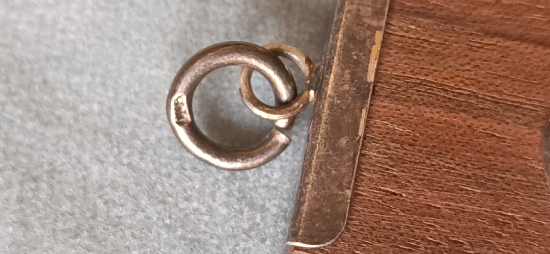 欧洲吊坠专场十一期 宗教银吊坠925银，木托，4x2cm