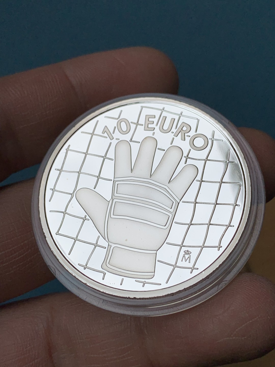 《竞宝斋》第154场-周日，周一，周四 3场 (全场包邮) 西班牙2002年 世界杯守门员 10欧元精制大银币 27克 925银