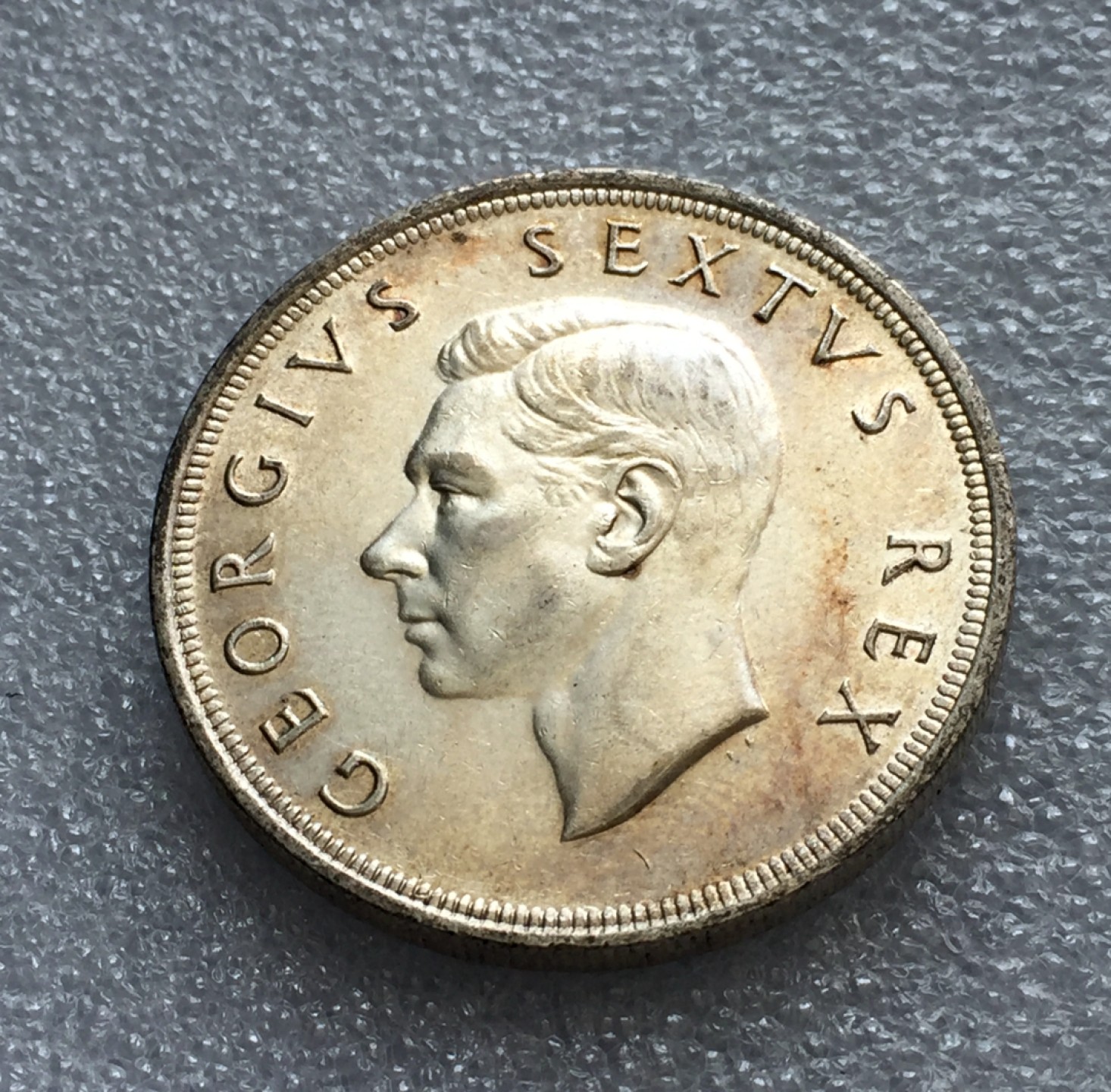 方圆集藏第三期专场 11220-南非1952年5先令克朗开普敦建城300周年