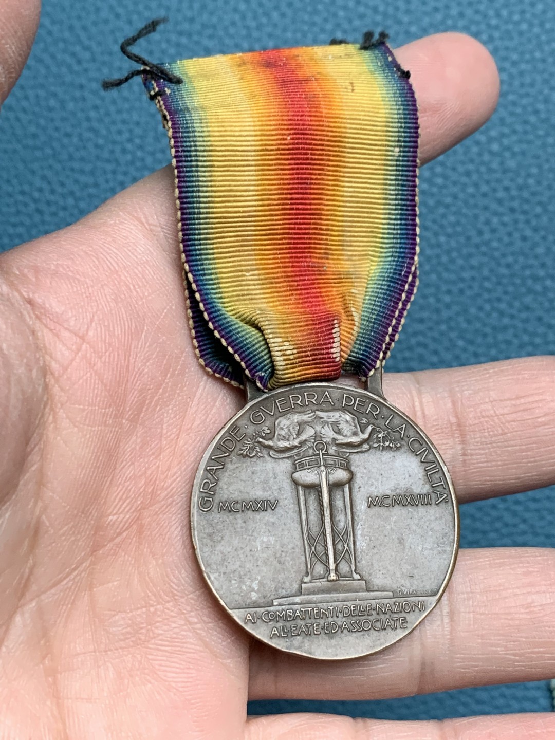 《竞宝斋》第154场-周日，周一，周四 3场 (全场包邮) 意大利1918年 庆祝一战胜利 铜章