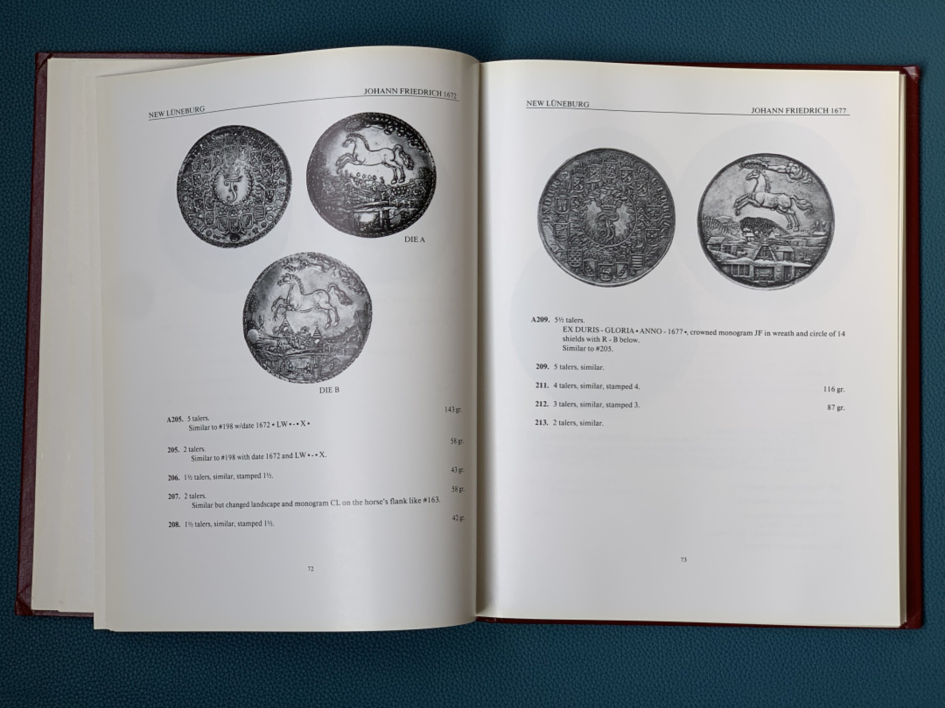 《竞宝斋》第154场-周日，周一，周四 3场 (全场包邮) 绝版书籍 达文波特 大直径银币目录 近全新，这本书更少见，国外也难寻，16世纪--19世纪，书籍为精装厚皮，纸张优良，很多稀少评级币此书均有收录，十分难得，值得收藏