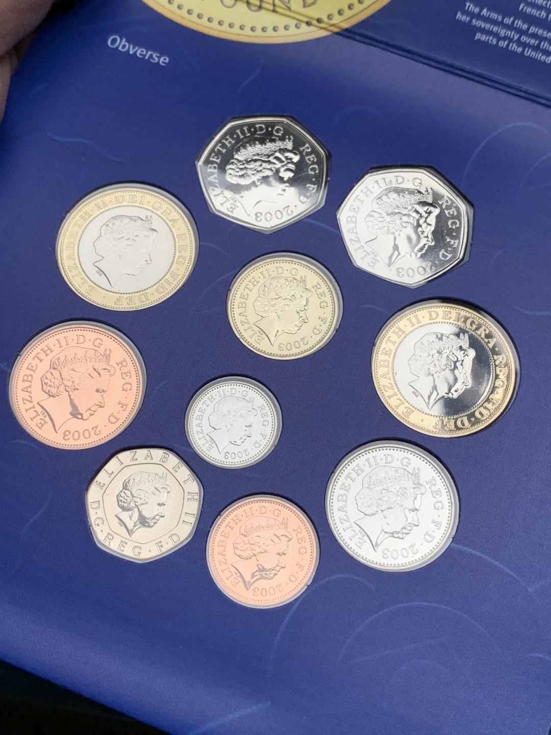 《竞宝斋》第154场-周日，周一，周四 3场 (全场包邮) 英国2003年  十枚套 两枚最大的时候2镑 稀少年份