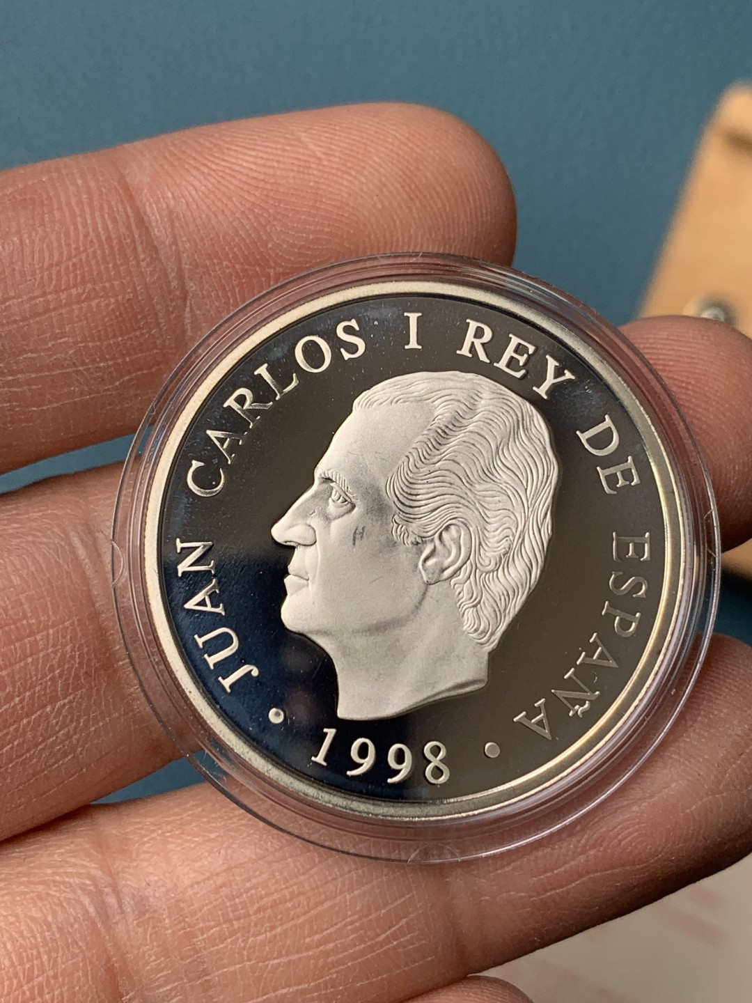 《竞宝斋》第154场-周日，周一，周四 3场 (全场包邮) 西班牙1998年 宪法1000比塞塔精制银币